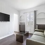 Place Leon Blum - Voltaire - 1 Bedroom