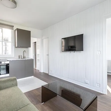 Place Leon Blum - Voltaire - 1 Bedroom Paris