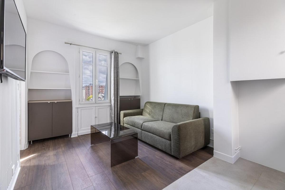 Apartment Place Leon Blum - Voltaire - 1 Bedroom Paris